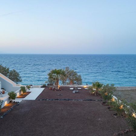 Michelangelo Beach Villa Oia  Exterior photo