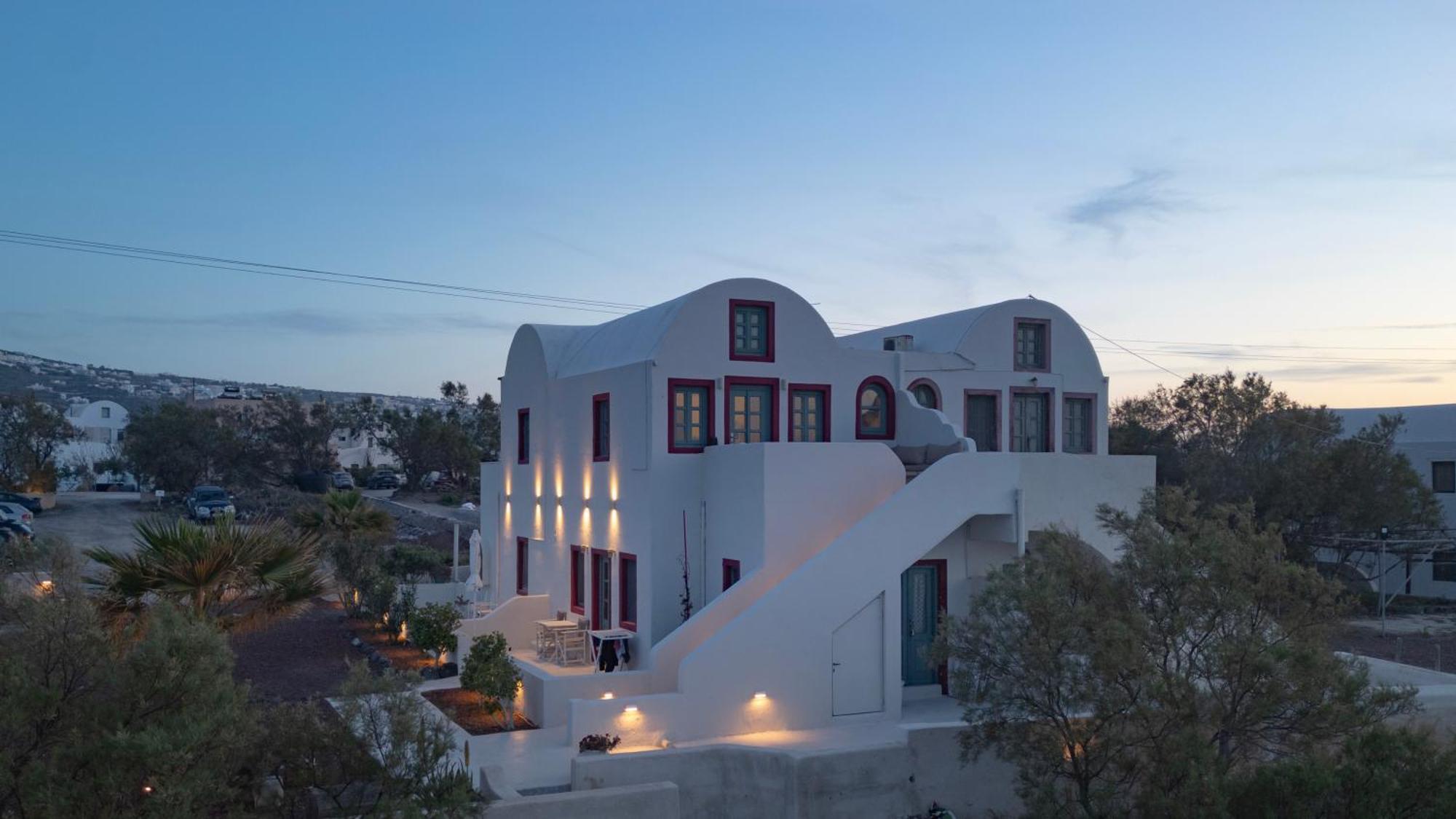 Michelangelo Beach Villa Oia  Exterior photo